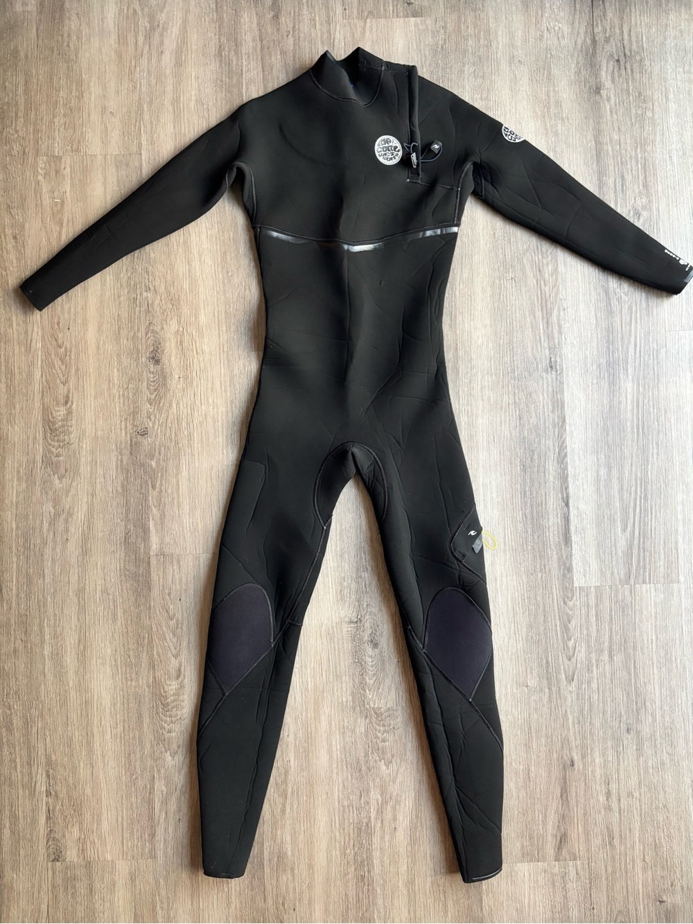 RIP CURL WOMEN'S 10 E-BOMB 4/3 ZIP